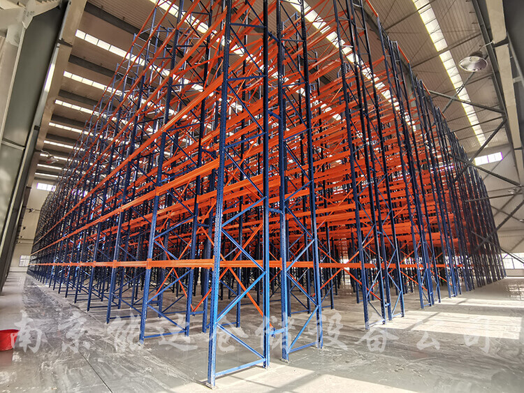 窄巷(xiàng)道貨架 窄巷(xiàng)道貨架(jià)