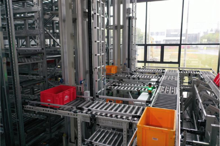 6822ee0a6a543.jpg 多層(céng)穿梭車 (1).jpg